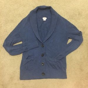 Long sleeved cardigan with pockets